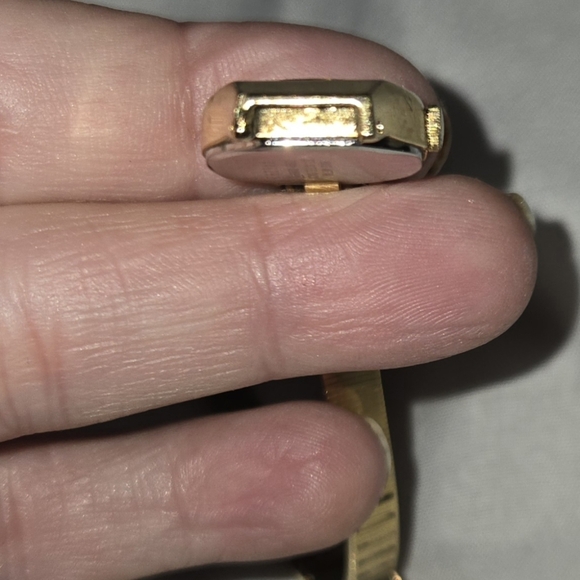 Seiko Gold Quartz Watch Vintage - Picture 10 of 13